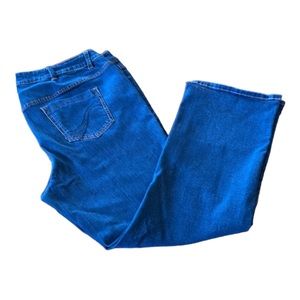 Lane Bryant woman’s 22P straight fit slim boot genius fit jeans